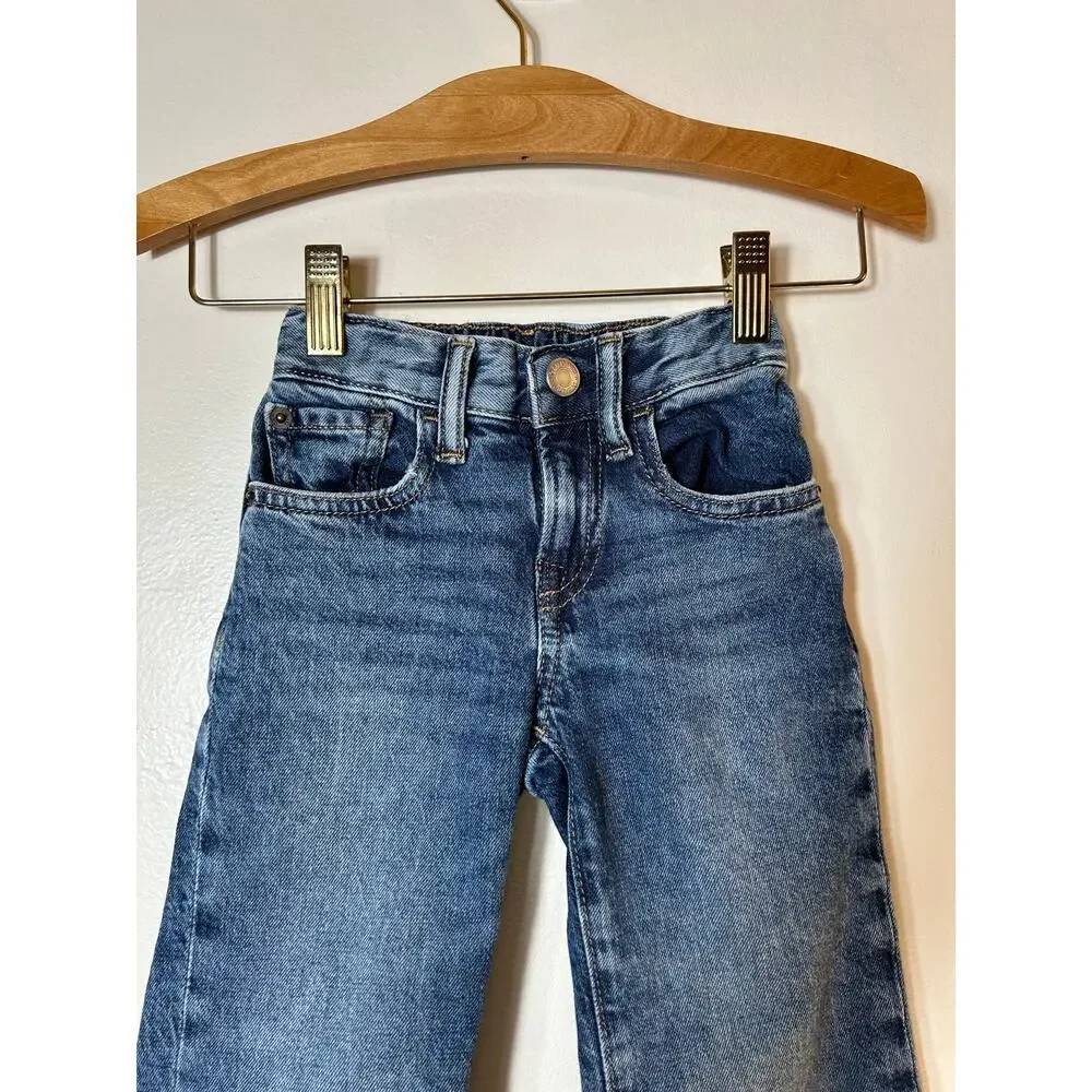 GAP Boy’s 90’s Loose Fit Jeans / Size: 2